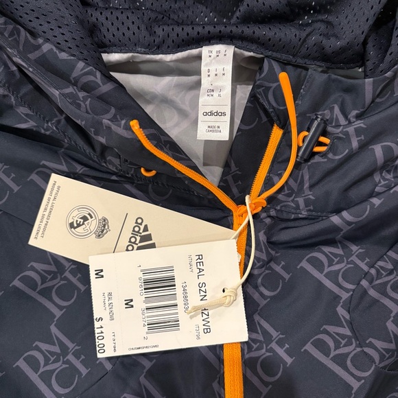 REAL MADRID Seasonal Half-Zip Windbreaker - Medium - Picture 2 of 7